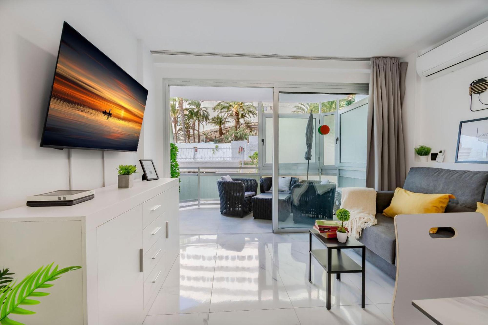 The White Corner By Homestaygrancanaria Apartment *